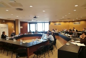 Más allá de la aviación: enfoques de planificación y gobernanza para el desarrollo de las zonas cercanas a los aeropuertos