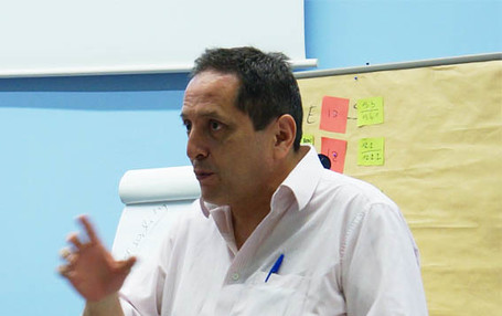 El mundo municipalista mundial lamenta la muerte de su colega y amigo Néstor Vega