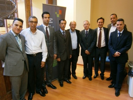 delegación de electos tunecinos visita la sede de CGLU en Barcelona
